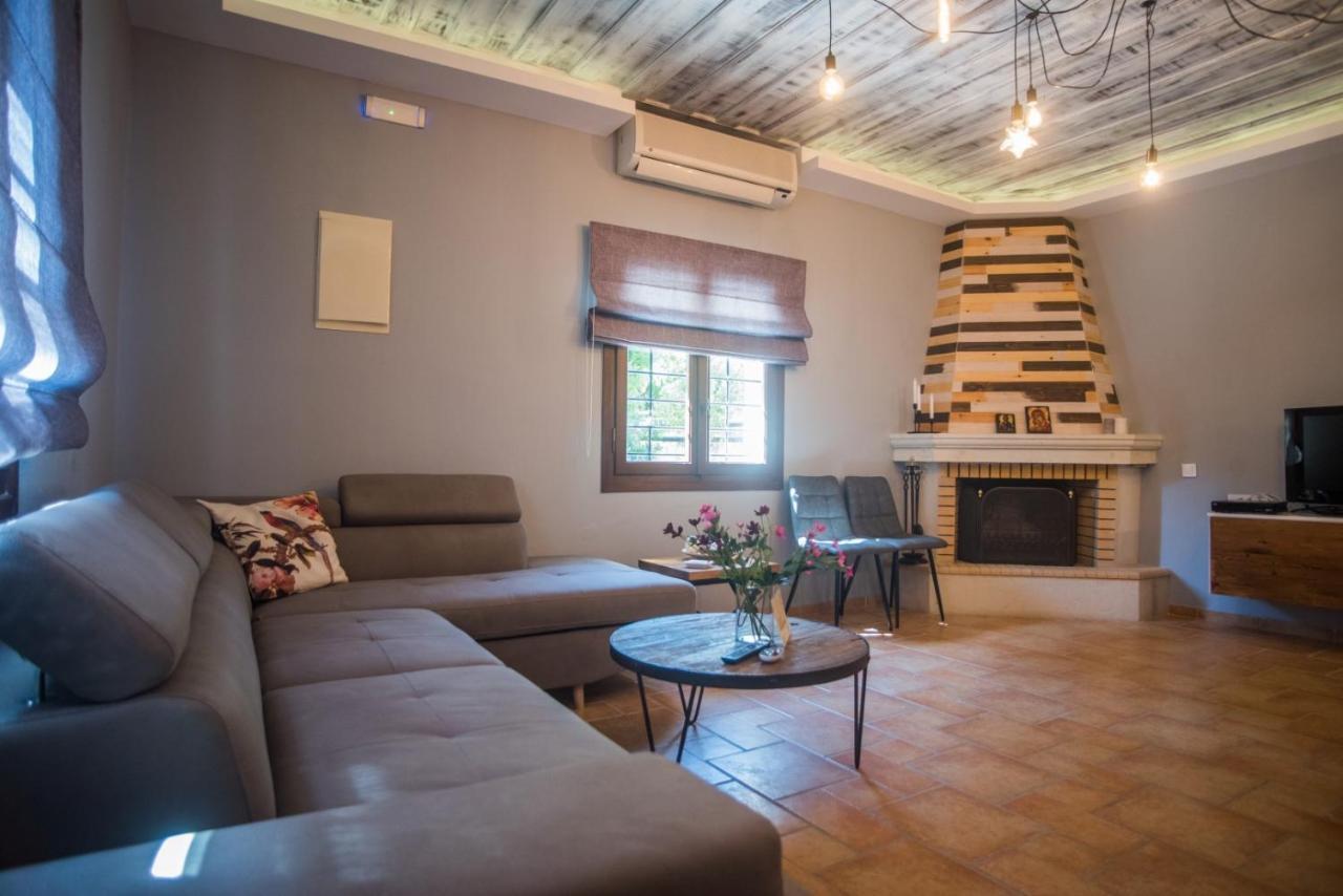 Aretaki Villas Astrátigos Exteriör bild