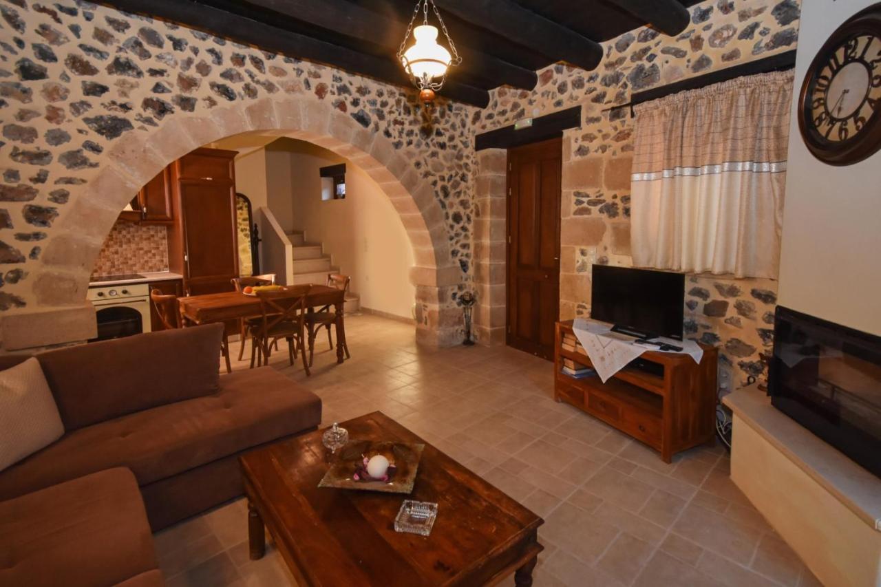 Aretaki Villas Astrátigos Exteriör bild